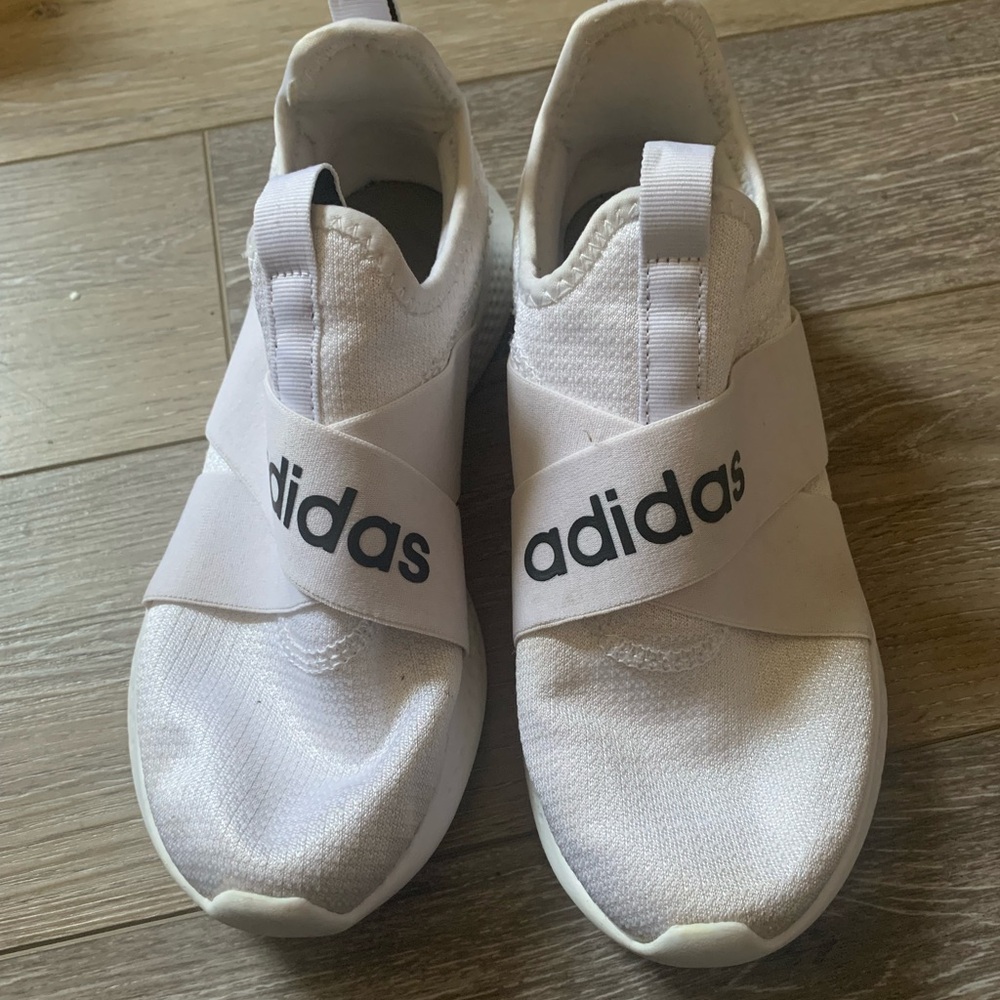 White adidas 6.5
